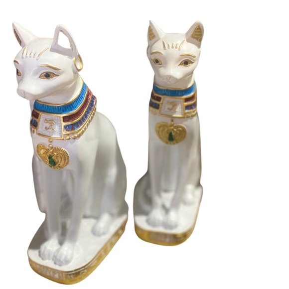 Egyptian Cat Bastet Goddess White Statue Figurine 8" - Picture 4 of 4